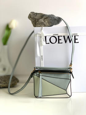 Loe*we Puzzle mini-灰白拼