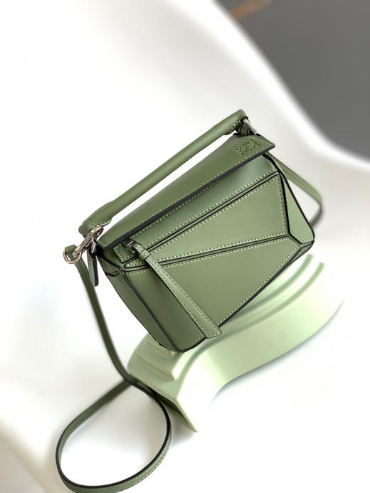 Loe*we Puzzle mini-牛油果绿 商品图1