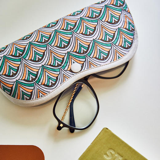 水波与钻石系列布艺眼镜盒便携抗压 商品图2