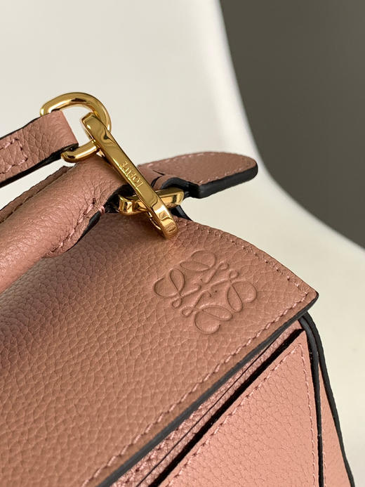 Loe*we Puzzle mini-豆沙粉 商品图5