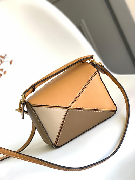 Loe*we Puzzle mini-棕黄拼褐色米白 商品图3