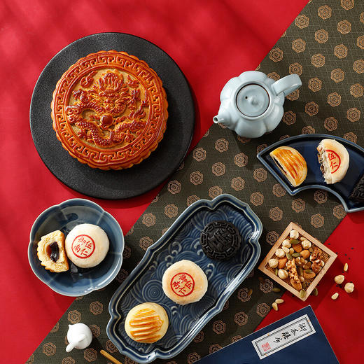 御茶膳房龙镇九州（协）月饼礼盒(定制专款） 1.36kg 商品图4