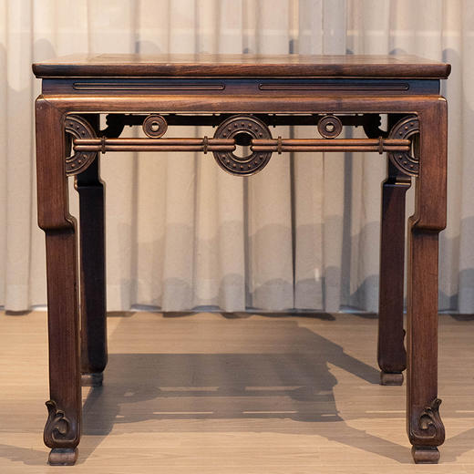 清中期 红木拱璧纹方桌 商品图0