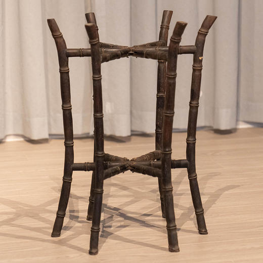 清 紫檀竹节工六足折叠画缸架 商品图4