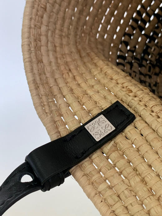 𝑳𝒐𝒆𝒘𝒆🔥渐变酒椰纤维和牛皮革方形Basket手袋🧺 商品图8