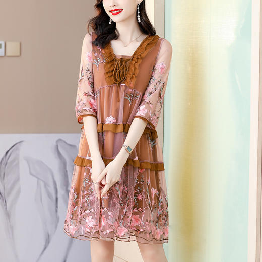 AHM blx9286欧根纱重工刺绣连衣裙大码宽松遮肚显瘦裙 商品图2