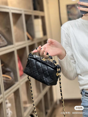 香香最新HOBO饭盒包-黑色