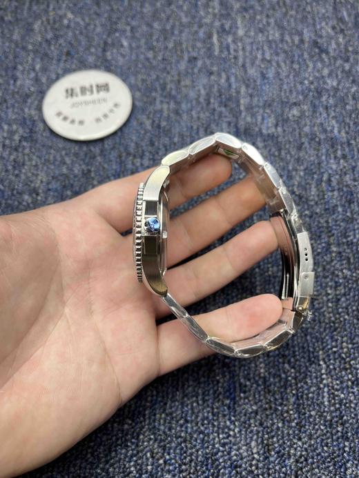 浪琴新款康卡斯系列 男士腕表 增强夜光持久效果！
机芯：搭载进口西铁城 商品图4