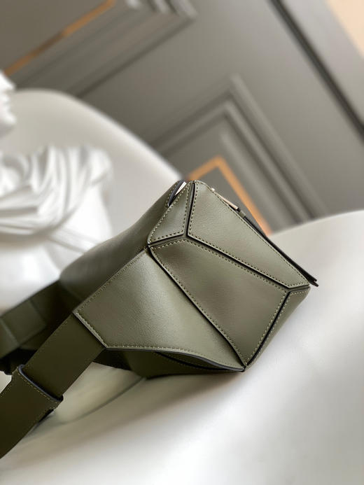 Lo*we🔥新款经典Puzzle 腰包-军绿小号 商品图2