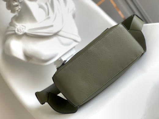 Lo*we🔥新款经典Puzzle 腰包-军绿小号 商品图4