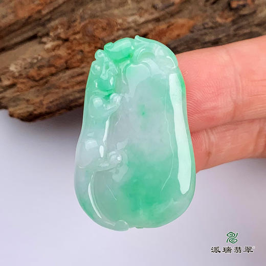 派瑞翡翠 翡翠挂件 糯种 绿色 商品图2