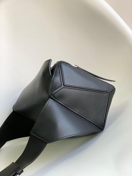 Lo*we🔥新款经典Puzzle 腰包-黑色小号 商品图2