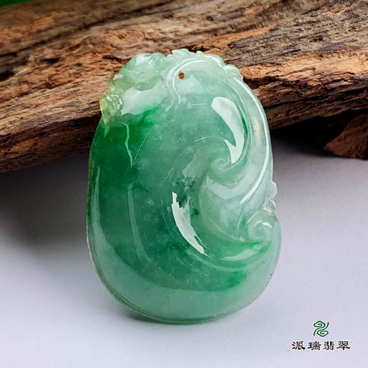 派瑞翡翠 翡翠挂件 糯种 绿色 商品图3