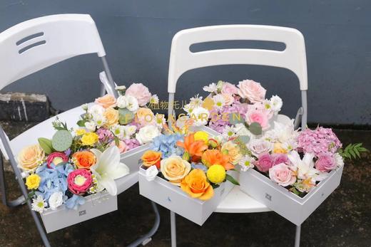 大鱼海棠花盒 鲜花花盒五个款式随机配送不指定款式 商品图0