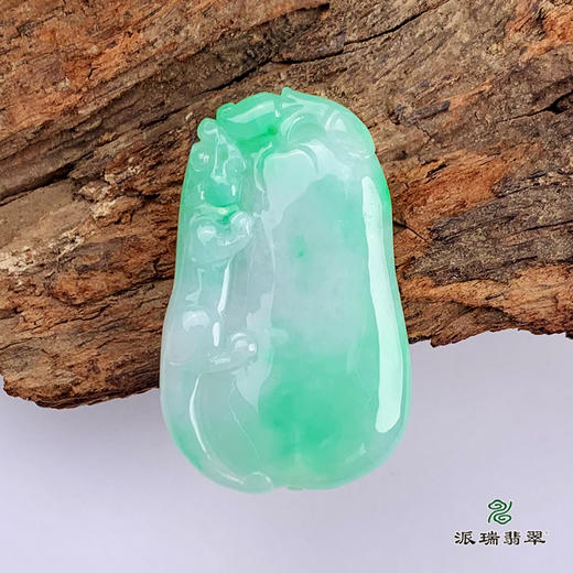 派瑞翡翠 翡翠挂件 糯种 绿色 商品图1