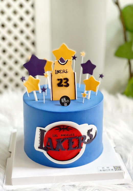 半翻糖篮球蛋糕，全部装饰可食用，需提前48小时以上预订 商品图0