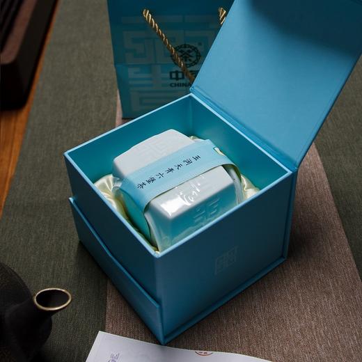 中茶广西梧州六堡黑茶 2021年玉润天青散茶瓷罐装70克2009年陈化 2021年生产 商品图4