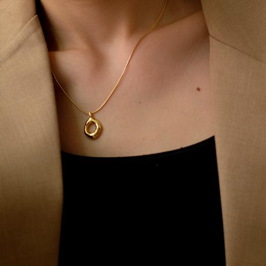 雕塑珍珠项链金色UNFOLDS   Blossom Pearl Necklace Gold 商品图4