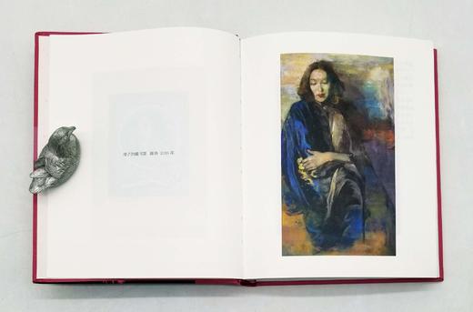 《传奇 张爱玲》，精装，淳子著，上海辞书出版社2020年版，定价100，售价50元，非偏远地区包邮。

淳子秉持一贯的文风，以张爱玲的余韵写张爱玲，从《沉香屑•第一炉香》到《对照记》，从她十八岁做着学 商品图6