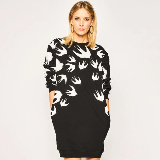 McQ 麦昆 女士棉质黑底白燕子印花圆领长袖连衣裙 黑色 379194 RLT72 1000 商品图1