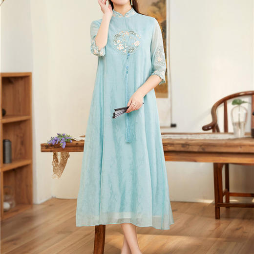YFN-6963春夏女装新款中国风复古天丝刺绣宽松禅意茶服中长款连衣裙 商品图1