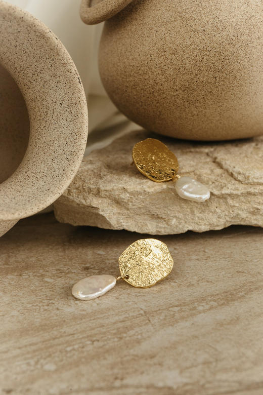 ROSA系列珍珠吊坠耳环 商品图0