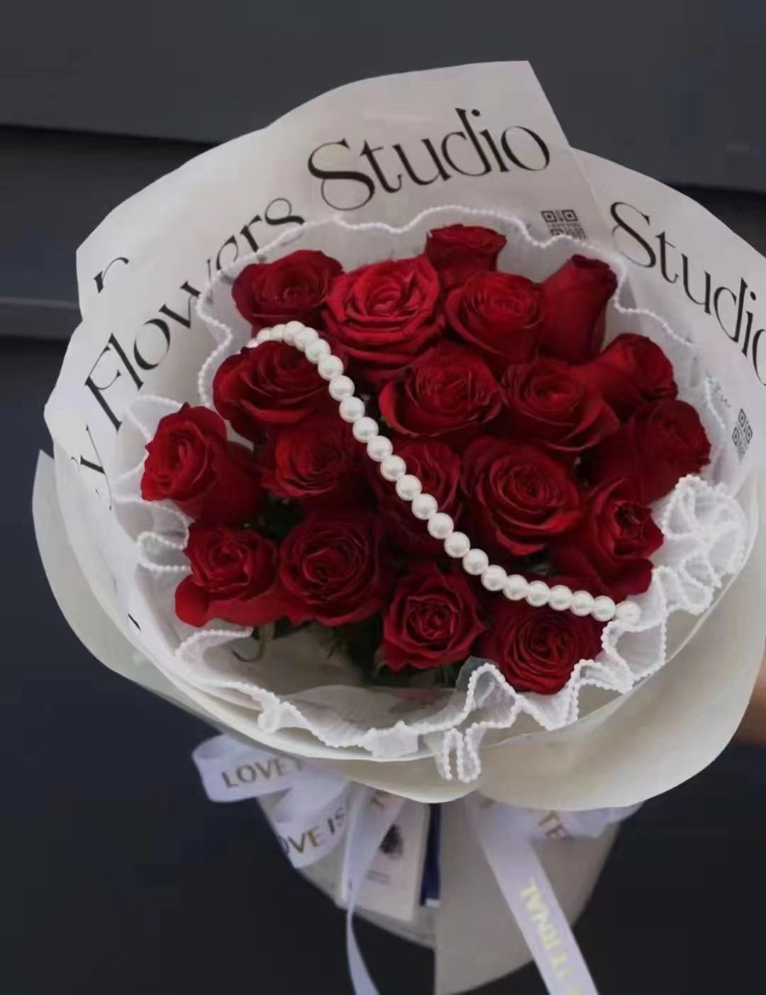 七夕高订唯一21朵昆明精选顶级红玫瑰珍珠高级装饰高级感满满