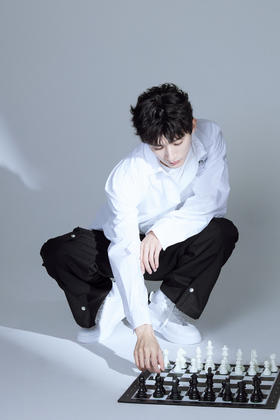 星穿搭 |@刘学义