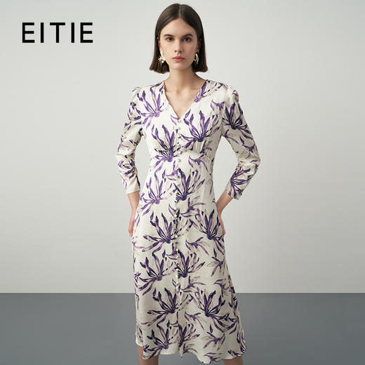 EITIE爱特爱秋季新款气质优雅高腰V领显瘦印花连衣裙7107805 商品图0