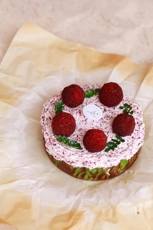 6寸杨梅巴斯克 商品图0