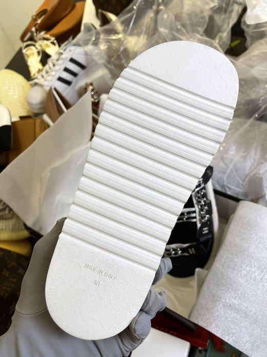 如图40孤品清仓，标准码，实拍，无瑕疵，真皮+真皮大底，无包装，不退换～ 商品图6