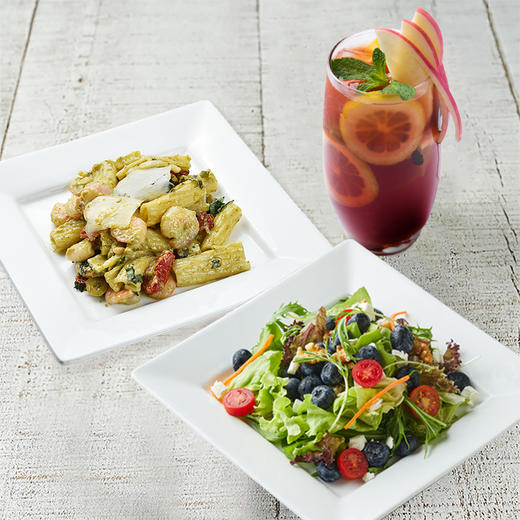 夏日色拉双拼(蓝莓/青酱虾仁)+长岛柠茶 Two Salad Lunch Combo 商品图0
