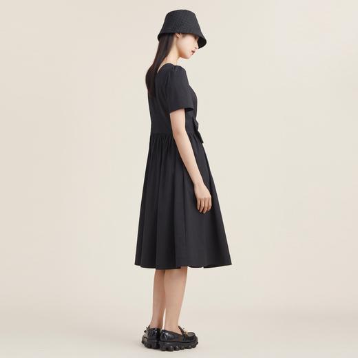 谜底短袖收腰显瘦连衣裙2022秋新品复古赫本小黑裙223ML1162 商品图2