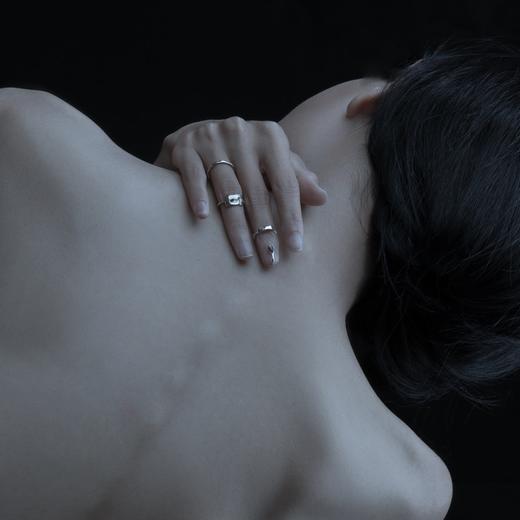 MOON WILD野月亮 原创设计小众个性戒指女轻奢高级感S925银关节食指戒中指指环 商品图3