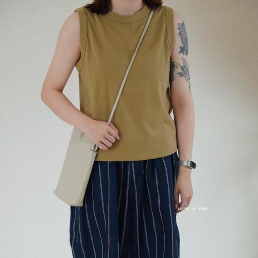 Days卡其白黑背心 商品图0