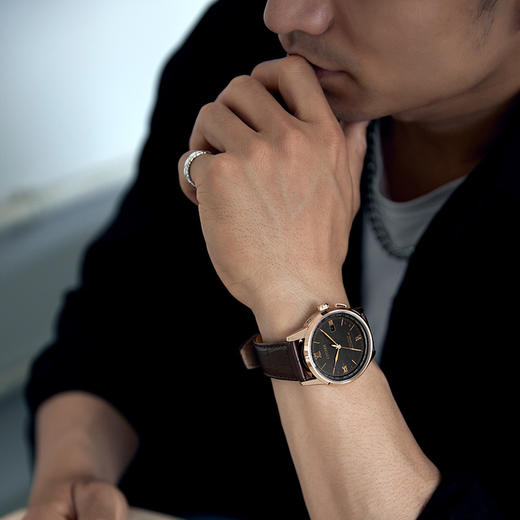 西铁城/CITIZEN新品空中之鹰系列光动能电波男士手表CB0158-10H 商品图1