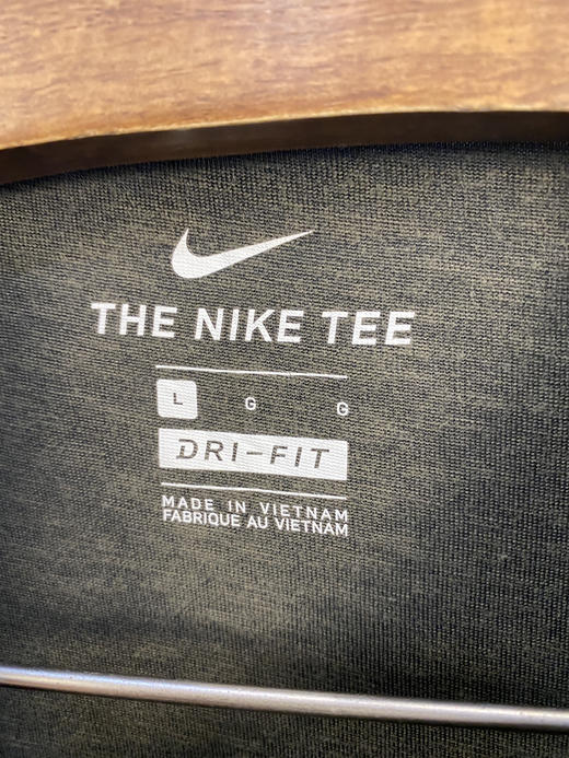 NIKE 耐克 The NIKE TEE DRI-FIT 短袖T恤 _SST(L) 商品图2