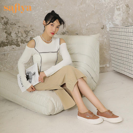 Safiya索菲娅潮趣小熊低跟百搭帆布鞋2022秋新款SF23112404 商品图5