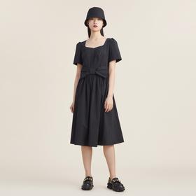 谜底短袖收腰显瘦连衣裙2022秋新品复古赫本小黑裙223ML1162