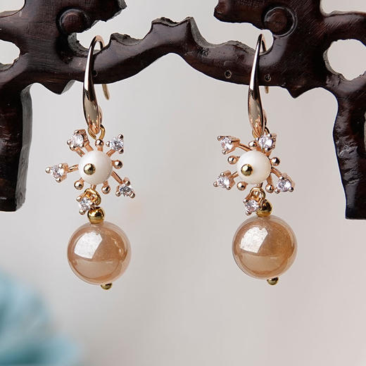 JGL-03220288镀金珍珠耳环复古贝壳耳饰气质汉服旗袍配饰送女友礼物 商品图1