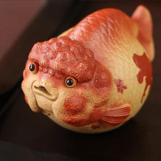 宜兴紫砂茶宠茶玩摆件雕塑名家手工鸿运当头精品可养可爱兰寿金鱼 商品图2