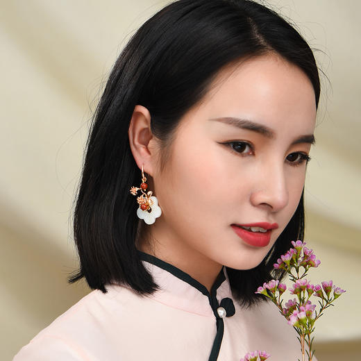 JGL-03220199贝壳花南红时尚镀金耳环 女夸张古风耳坠气质长款耳饰 商品图1