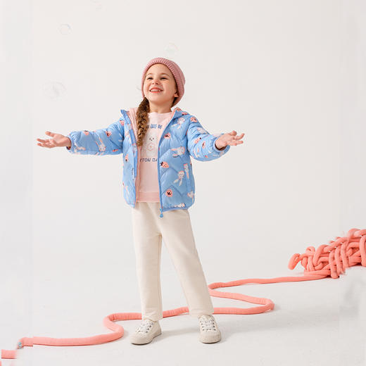 棉果果商场同款秋季新款女童满印连帽轻羽绒外套M322102922437 商品图1