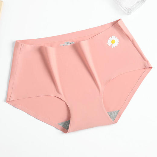 【石墨烯黑科技】无痕冰丝内裤女甜美小雏菊石墨烯裆快速干透纤薄无感柔滑凉感女士抗jun中腰透气少女三角内裤 商品图7