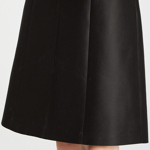 PG82E斯尔丽瑟俪商场同款2022年夏季新款V领钉珠优雅修身女神A版连衣裙 商品图4