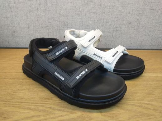 豪行2021年夏季21241038真皮休闲运动凉鞋粘扣简单宽松女鞋沙滩鞋 专柜正品 商品图1