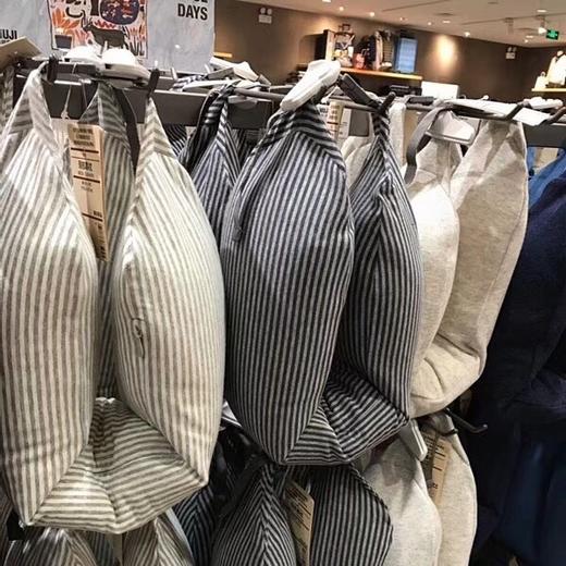 【限时折扣】泡沫粒子形枕2个（颜色随机） 商品图1