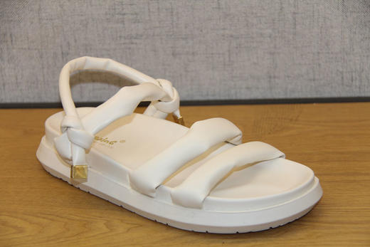 豪行2022年夏季新款22278091平底沙滩鞋厚底白色绑带凉鞋女低跟鞋 专柜正品 商品图1