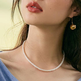 四季的优雅🌿一件荡领t恤就能满足