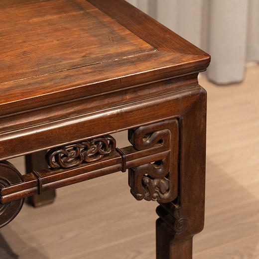 清中期 红木拱璧纹八仙桌 商品图3